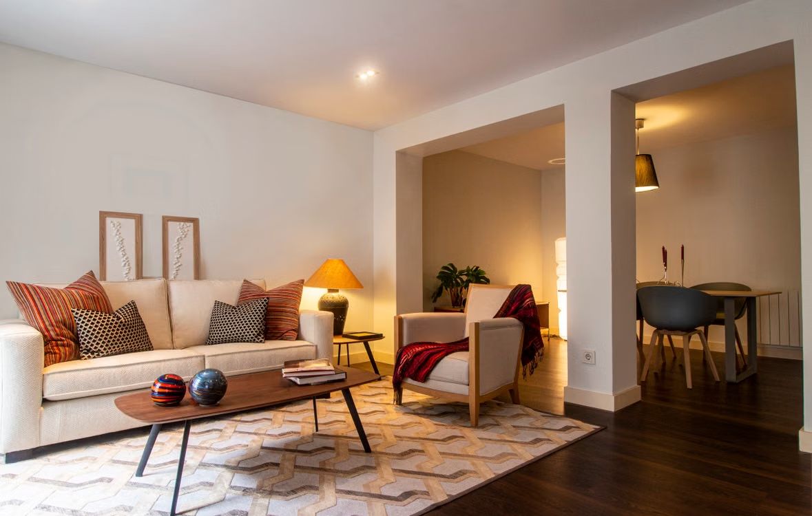 Sample photo: living room with warm lamp light